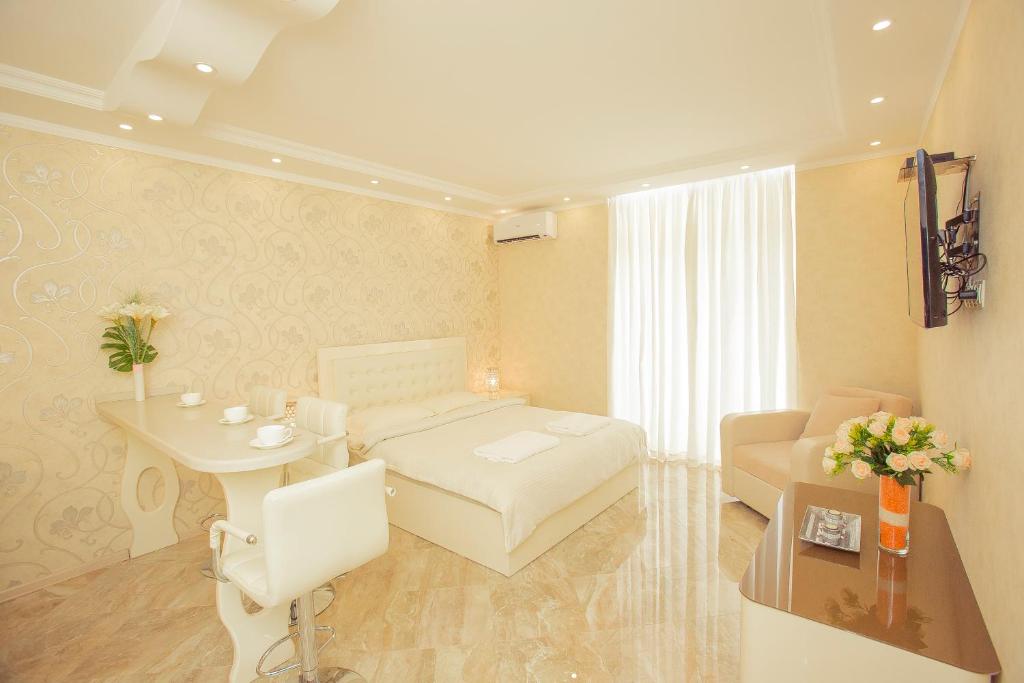 Viva Blue Batumi room 5